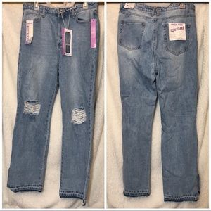 Light blue jeans, size 15/32 and does not stretch